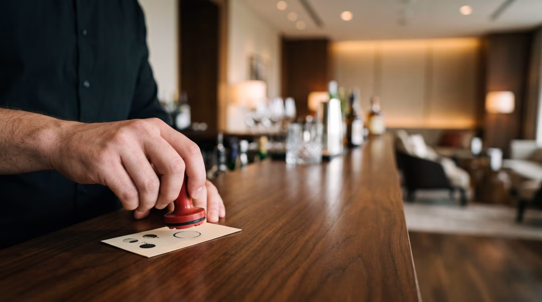 bacchus-slots-drink-punch-card