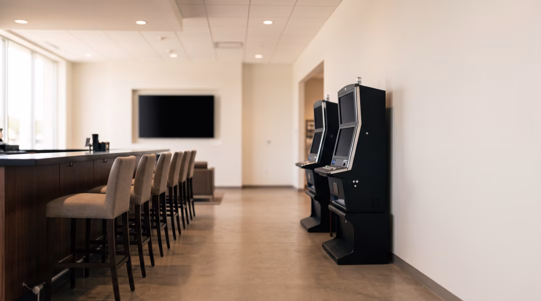 where-to-watch-a-game-and-play-slots